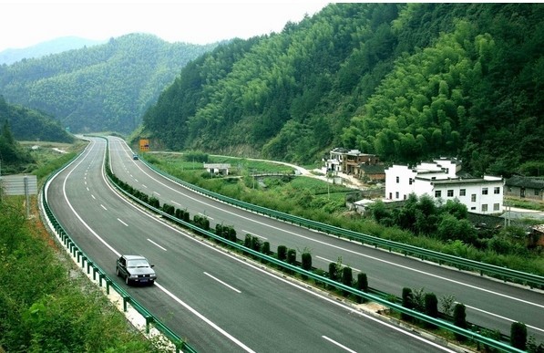 玻纤土工格栅在陕西榆神高速公路(榆林至神木)